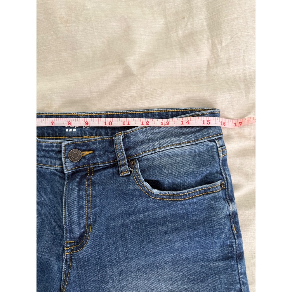 Gap Bermuda Jean Shorts Size 4 Medium Wash Y2K Coastal Casual Denim - Picture 6 of 8